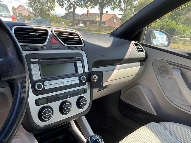 2009 volkswagen eos personenauto - afbeelding 36 van  45