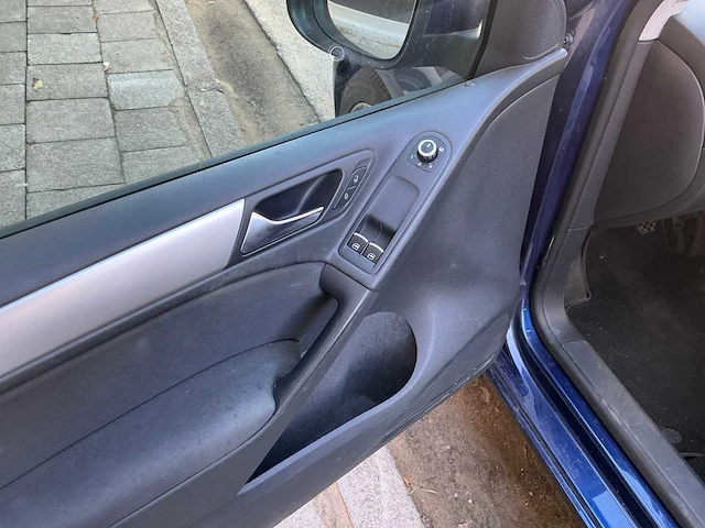 2009 volkswagen golf 6 personenauto - afbeelding 11 van  24