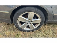 2009 volkswagen passat 2.0 tdi personenauto - afbeelding 17 van  42