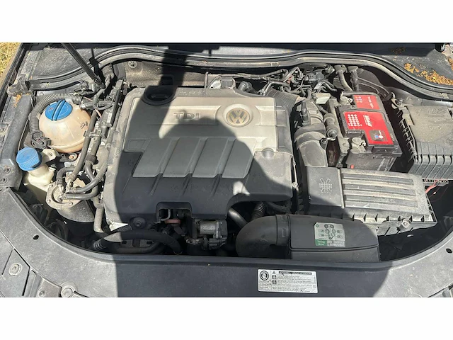 2009 volkswagen passat 2.0 tdi personenauto - afbeelding 12 van  42