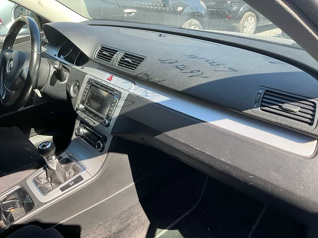 2009 volkswagen passat - afbeelding 24 van  39