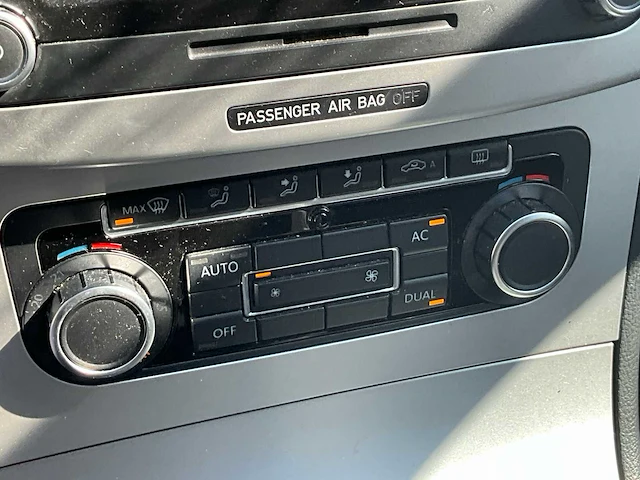 2009 volkswagen passat - afbeelding 29 van  39