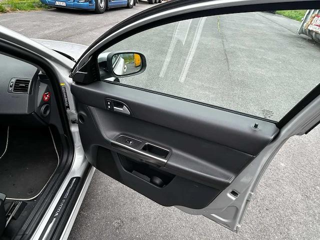 2009 volvo v50 - afbeelding 10 van  39