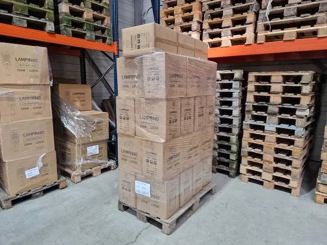 200w 4000k led ufo highbay slim waterdicht (150x) - afbeelding 1 van  6