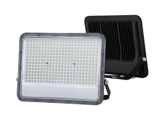 200w 5000k led breedstraler met lens waterdicht (4x) - afbeelding 3 van  6