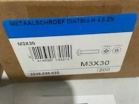 200x metaalschroef m3x40 - afbeelding 3 van  3