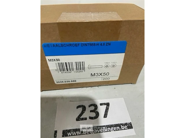 200x metaalschroef m3x40 - afbeelding 3 van  3