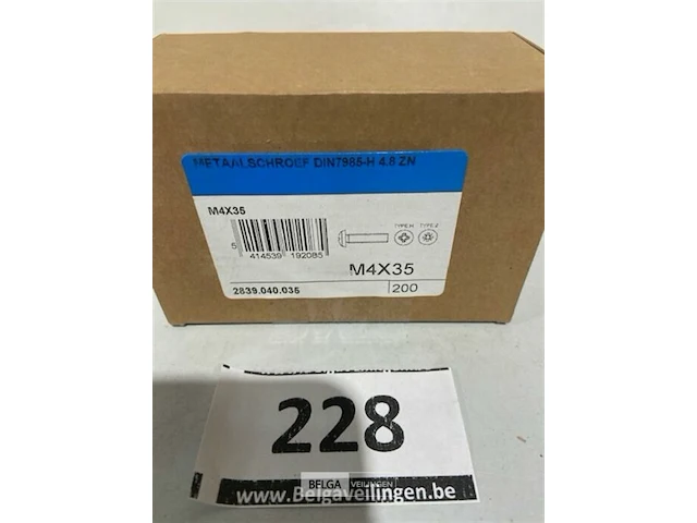 200x metaalschroef m4x35 - afbeelding 1 van  3
