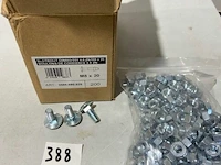 200x slotbout m8x20 met moer - afbeelding 1 van  3