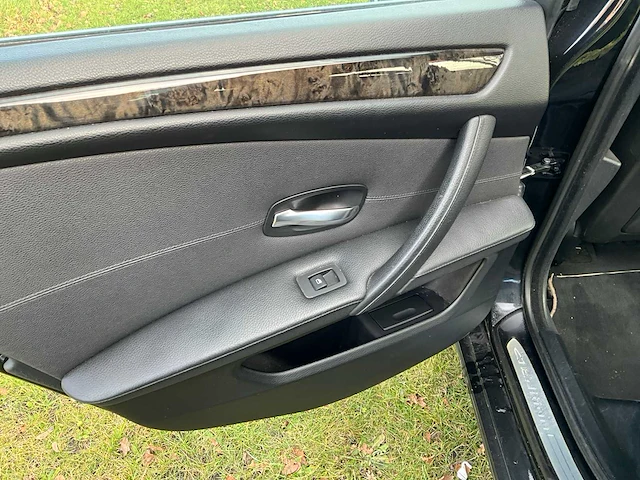 2010 - bmw 520d - personenauto - afbeelding 7 van  28