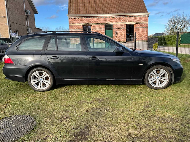 2010 - bmw 520d - personenauto - afbeelding 23 van  28