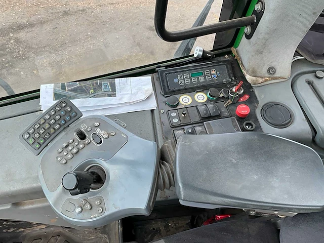 2010 - john deere 1110e - uitrijwagen - afbeelding 22 van  47