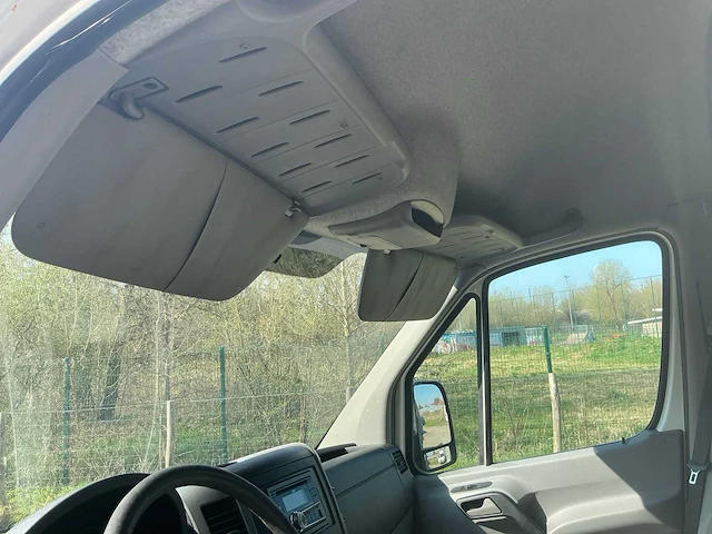 2010 - volkswagen crafter 2.5 tdi maxi - afbeelding 13 van  45