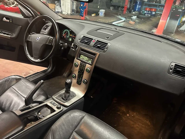 2010 - volvo s40 - personenauto - afbeelding 15 van  38