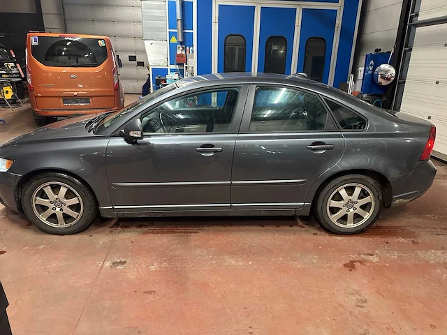 2010 - volvo s40 - personenauto - afbeelding 33 van  38
