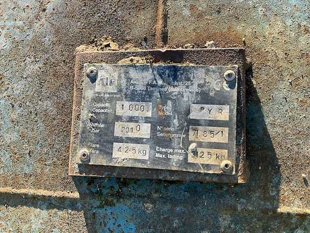 2010 alt pyr betonkubel 1000l - afbeelding 9 van  9
