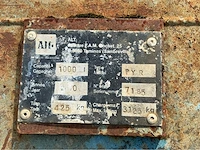 2010 alt pyr betonkubel - afbeelding 7 van  7