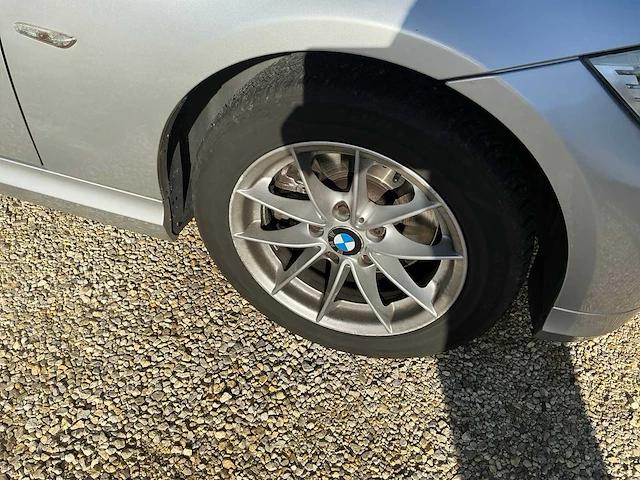 2010 bmw 318d personenauto - afbeelding 12 van  47