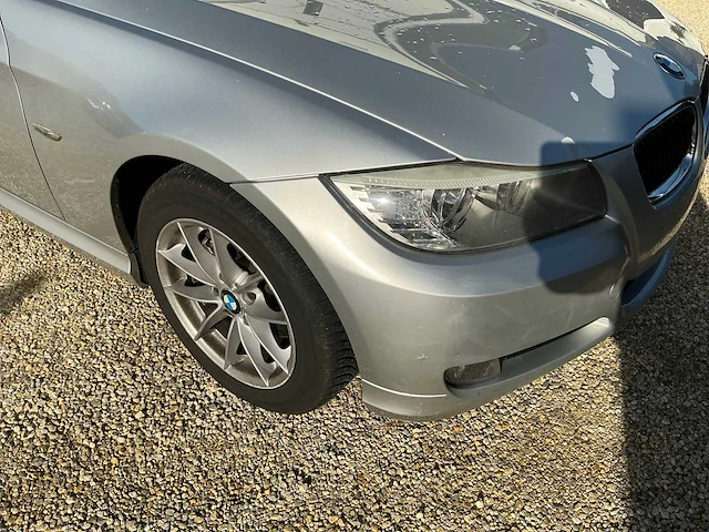 2010 bmw 318d personenauto - afbeelding 16 van  47