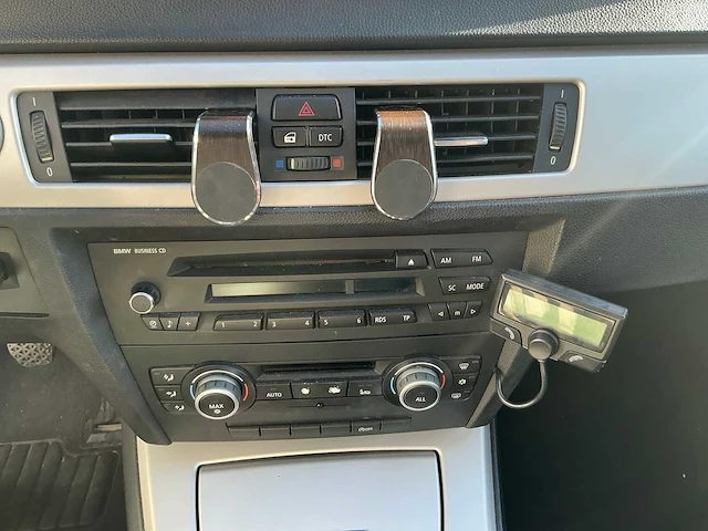 2010 bmw 318d personenauto - afbeelding 23 van  47