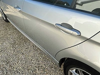 2010 bmw 318d personenauto - afbeelding 28 van  47