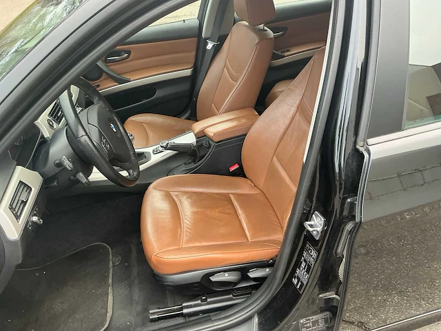 2010 bmw 318d - afbeelding 8 van  32