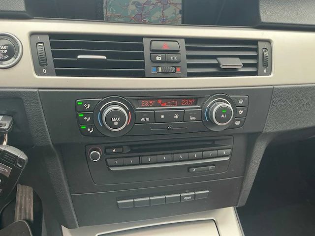2010 bmw 318d - afbeelding 14 van  32