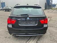 2010 bmw 318d - afbeelding 27 van  32