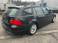 2010 bmw 318d - afbeelding 28 van  32