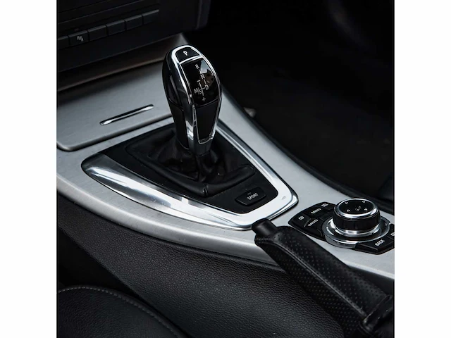 2010 bmw 335i coupe - afbeelding 25 van  39