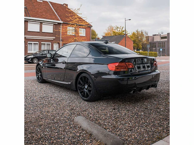 2010 bmw 335i coupe - afbeelding 23 van  39