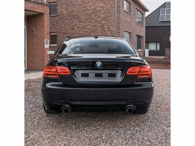 2010 bmw 335i coupe - afbeelding 39 van  39
