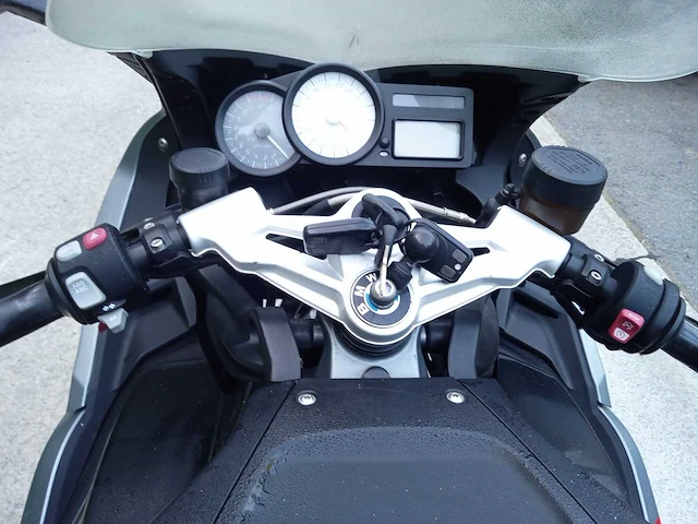 2010 bmw k1300s motorfiets - afbeelding 4 van  8