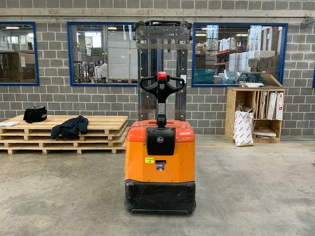 2010 bt ixion spe 160 stapelaar - afbeelding 2 van  9