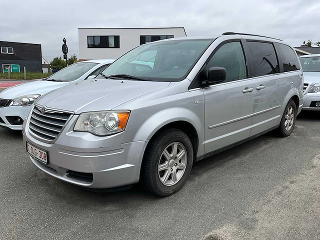 2010 chrysler grand voyager 2.8 crd lichte vracht - afbeelding 1 van  29