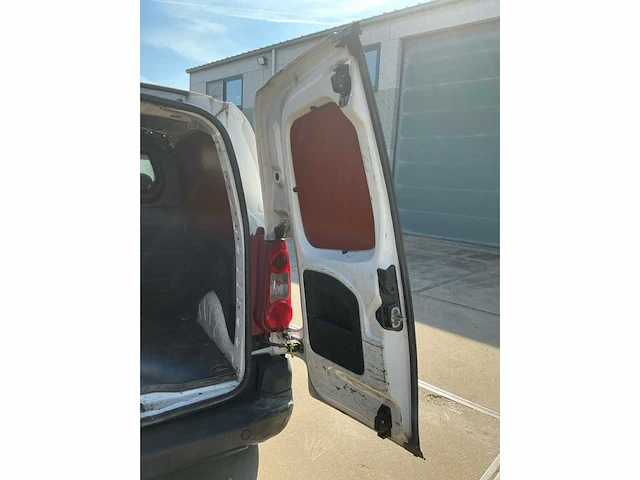 2010 citroën berlingo - afbeelding 11 van  34