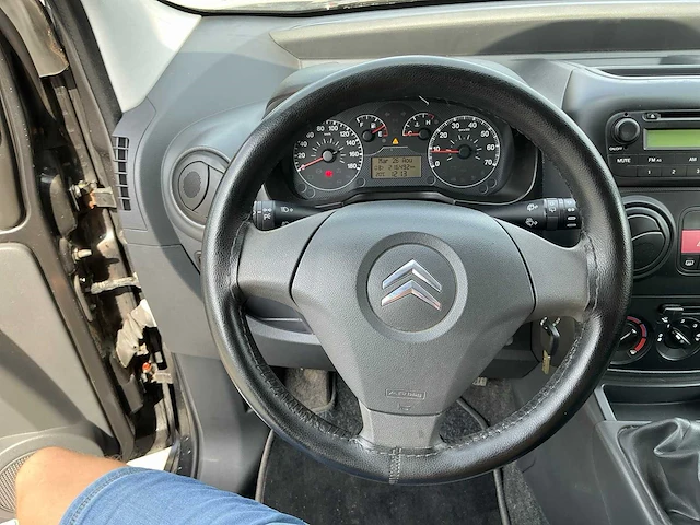 2010 citroën nemo 1.4 hdi auto - afbeelding 15 van  44