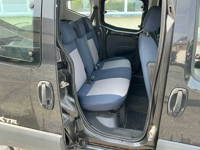 2010 citroën nemo 1.4 hdi auto - afbeelding 19 van  44