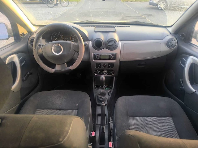 2010 | dacia | sandero 1.4 mpi | benzine - afbeelding 7 van  26