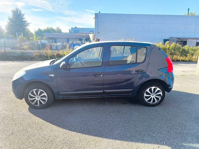 2010 | dacia | sandero 1.4 mpi | benzine - afbeelding 12 van  26