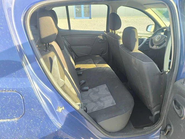 2010 | dacia | sandero 1.4 mpi | benzine - afbeelding 26 van  26
