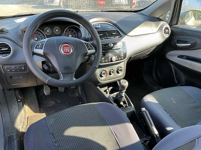 2010 fiat punto - afbeelding 4 van  31