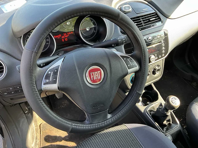 2010 fiat punto - afbeelding 5 van  31