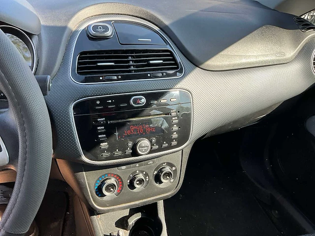 2010 fiat punto - afbeelding 8 van  31