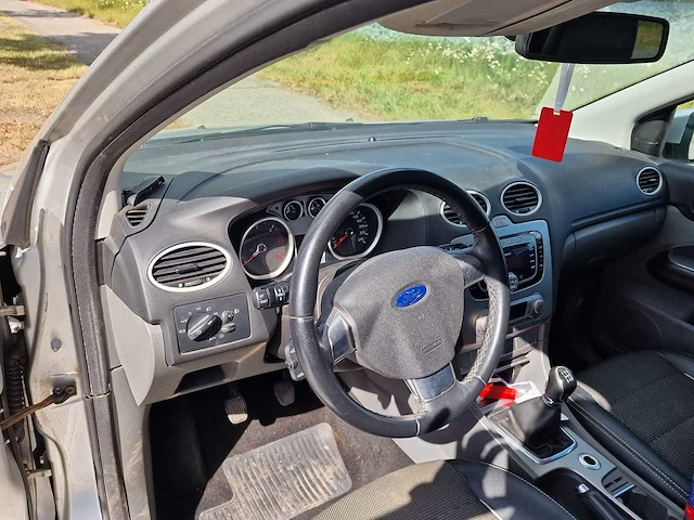 2010 ford focus - afbeelding 9 van  28