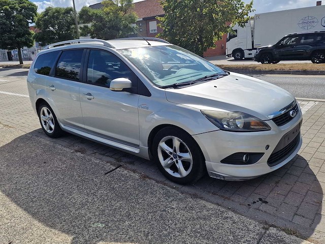 2010 ford focus - afbeelding 25 van  28