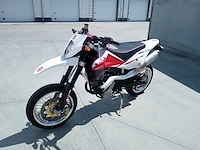 2010 husqvarna te 630 smr motorfiets - afbeelding 1 van  7