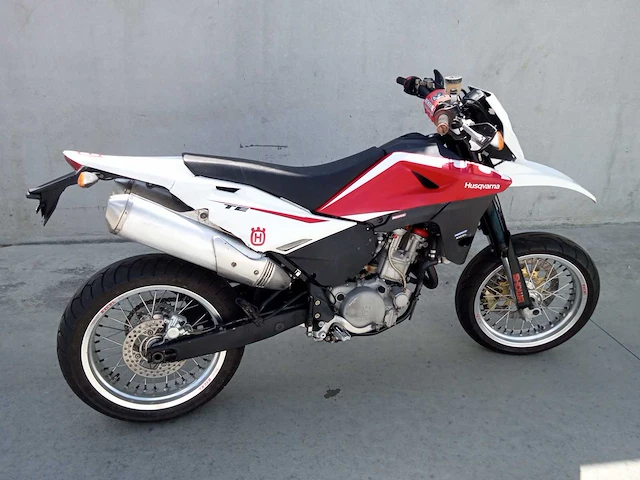 2010 husqvarna te 630 smr motorfiets - afbeelding 2 van  7