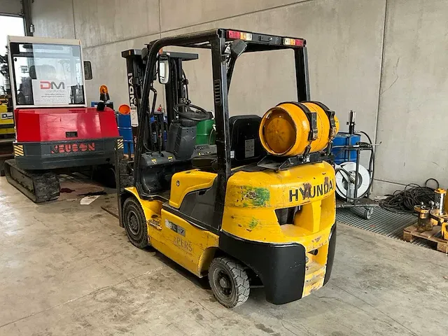 2010 hyundai 18l-7 vorkheftruck - afbeelding 14 van  18