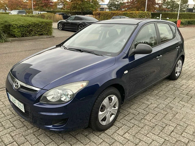 2010 hyundai i30 personenauto - afbeelding 1 van  17